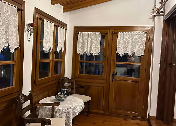 το ανώι Palaios Panteleimonas